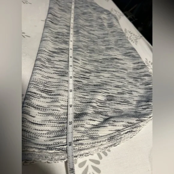 Lululemon Tank Top , Size S (4) Estimated - Picture 6 of 6